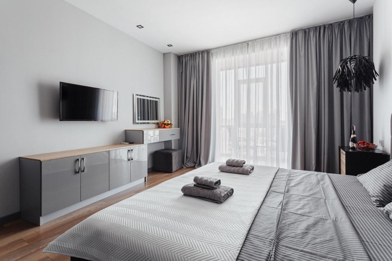 Grey Apartment In 14 Floor Odessa Zewnętrze zdjęcie